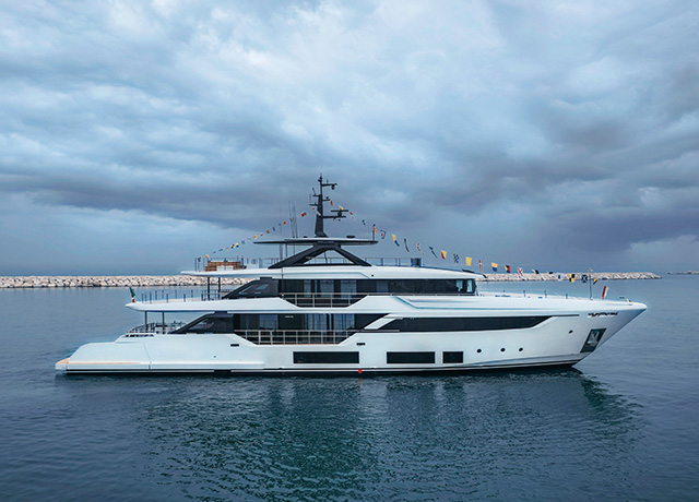 Custom Line Navetta 38: second launch in less than a year.<br />
 